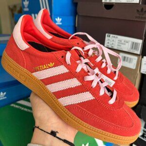 NWT Adidas Retro Red pink  Women's  Sneakers